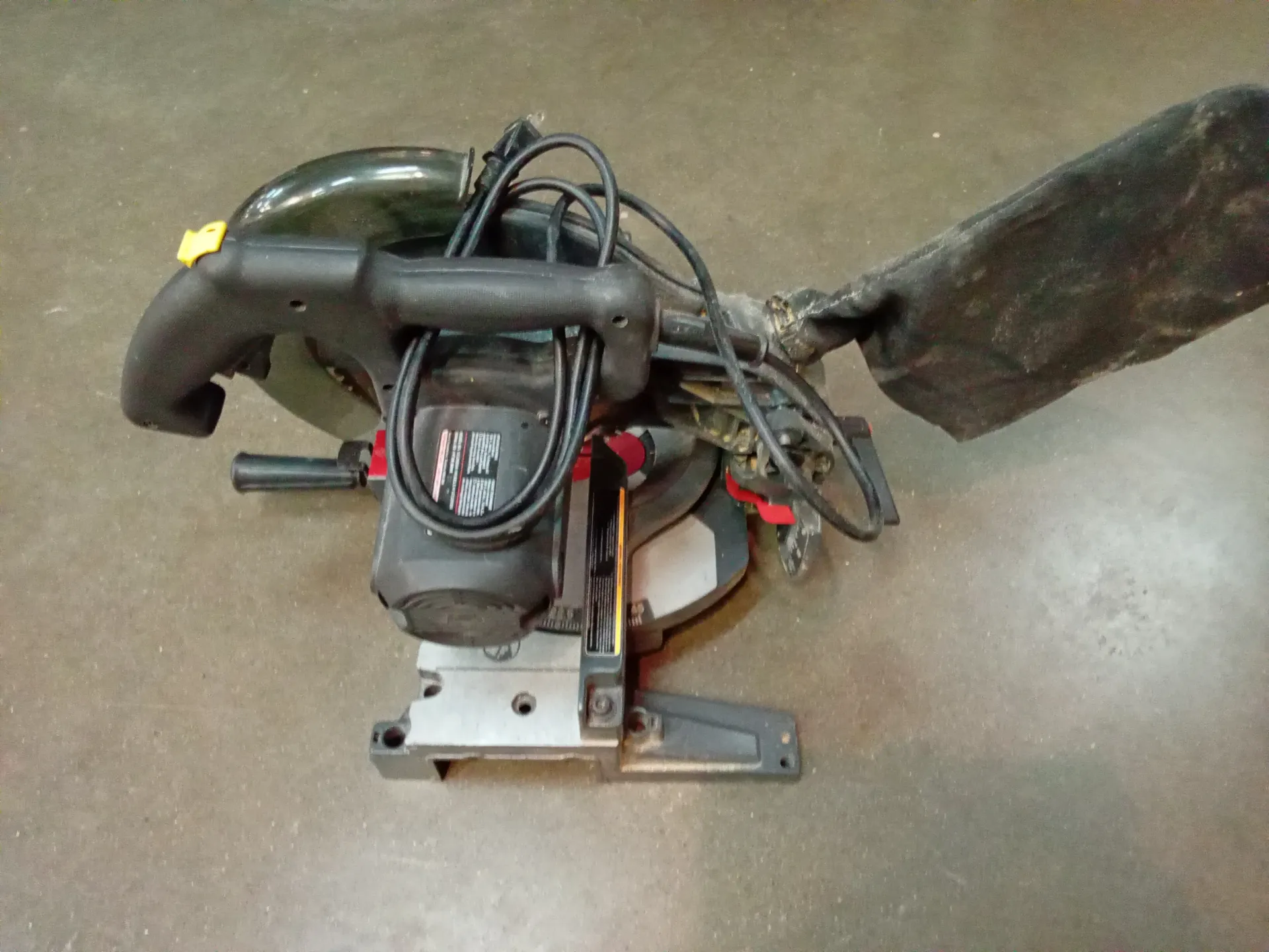 Scie à onglet Craftsman